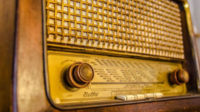7 май е Международният ден на радиото и телевизията. На