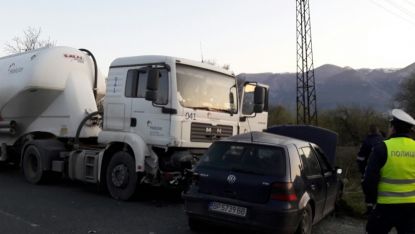 Катастрофата във Враца е третата от петък насам, когато при пътен инцидент пострадаха две жени и дете