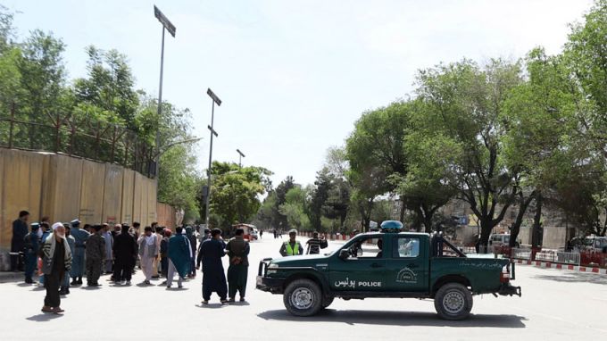 Най-малко 17 души са убити при пранична стрелба в афганистанската