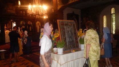 За поклонение по време на тържествена литургия във Видин беше поставена чудотворната икона на св. Пантелеймон