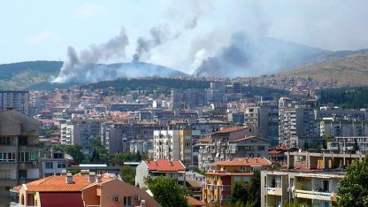 Голям пожар бушува в покрайнините на Стара Загора