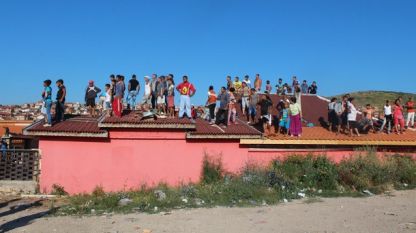 Момент от акцията по събаряне на къщи в ромската махала на Стара Загора