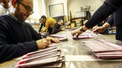 подготовка на изборна секция за общите избори в Италия
