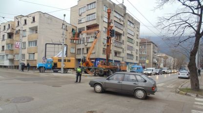 Бурята във Враца предизвика смущения в работата на светофарите