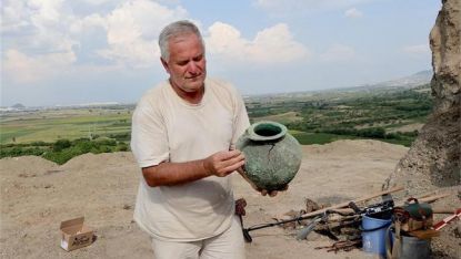археологът  д-р Костадин Кисьов 