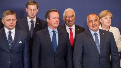 Първа среща на европейските лидери след референдума във Великобритания. Дейвид Камерън все още е в центъра.
