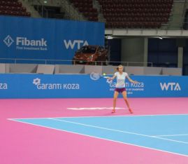 Цветана Пиронкова с първа тренировка преди „Турнира на шампионките”, въпреки снега