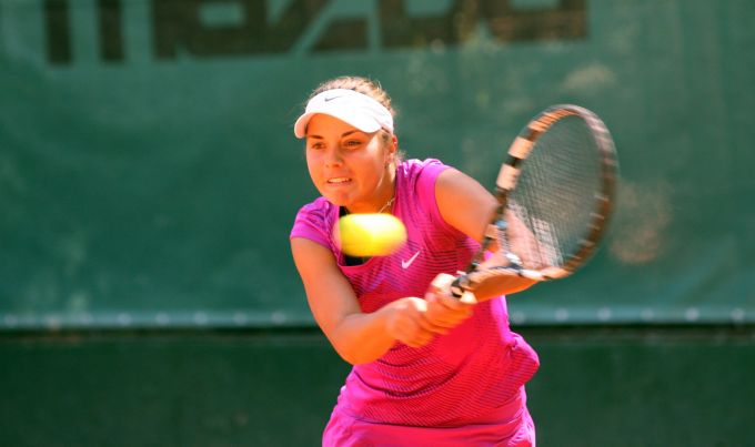 Виктория Томова