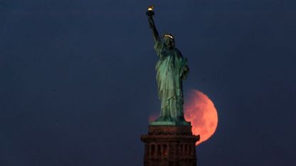 Супер кървава синя Луна в САЩ