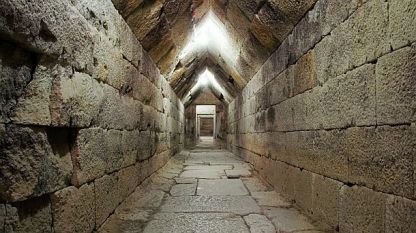 Тракийска гробница Мезек