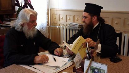 Негово Високо Преосвещенство Митрополит Домениан в разговор със своя викариен епископ Поликарп Белоградчишки