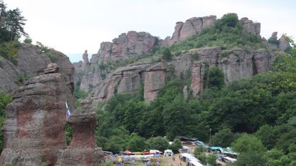 Природният феномен Белоградчишки скали привлича много туристи от страната и чужбина.