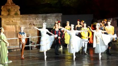 Артисти от Софийската опера на сцената в Белоградчик, 08.2016