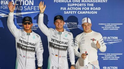 Валтери Ботас (вдясно) ще стартира пръв за Гран при на Австрия