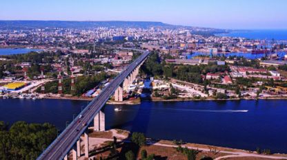 Варна с Аспаруховым мостом