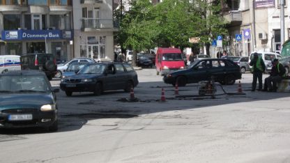 Ремонтът на улиците във Враца вече няма да включва само пълнене на дупки, а и цялостно преасфалтиране