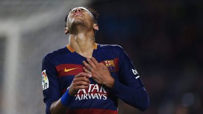 Испанският футболен гранд Барселона и бразилския нападател Неймар сложиха край