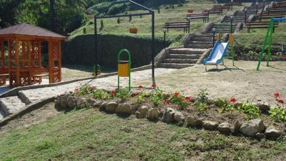 Обновеният парк в Долни Вадин