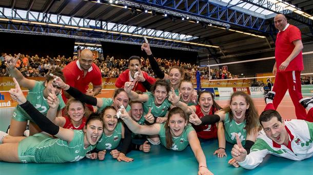 Девойките спечелиха първите си два мача на европейското първенство