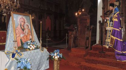 Молебен канон пред образа на Света Богородица- Божигробска беше извършен преди дни и във Видин.