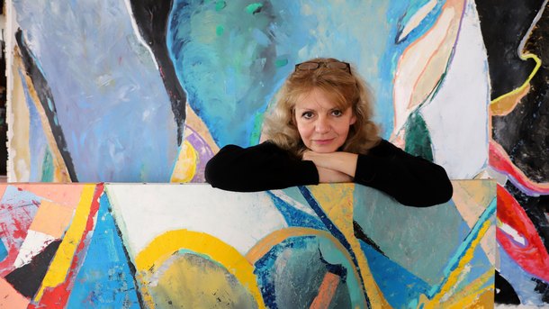 Катрин Томова