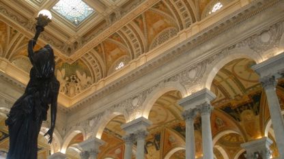 Основаната през 1800 г. Библиотека на Конгреса в САЩ е най-голямата библиотека в света с колекция от повече от 138 милиона единици, включително 30 милиона книги.