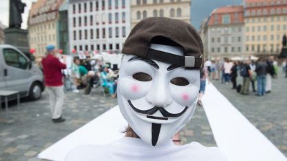 Протести, съпътстващи годишната среща на групата „Билдерберг“ през 2016 г. в германския град Дрезден.