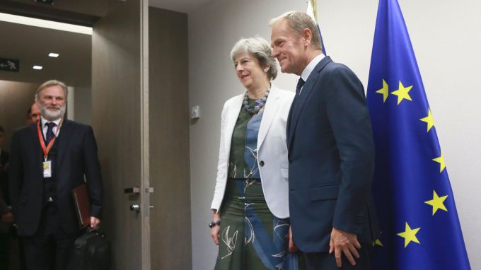 Тереза Мей и Доналд Туск