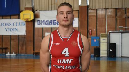 Николай тренира баскетбол във видинския клуб 