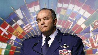 Върховният главнокомандващ на Обединените военни сили на  НАТО в Европа ген. Филип Брийдлав
