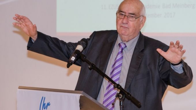 проф. Вернер Вайденфелд