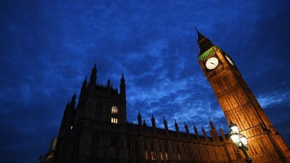 Във Великобритания депутатите в Камарата на общините гласуваха за отлагане