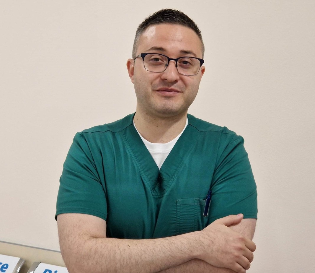 Д-р Христо Вълков от Клиниката по гастроентерология към УМБАЛ „Царица Йоанна – ИСУЛ“