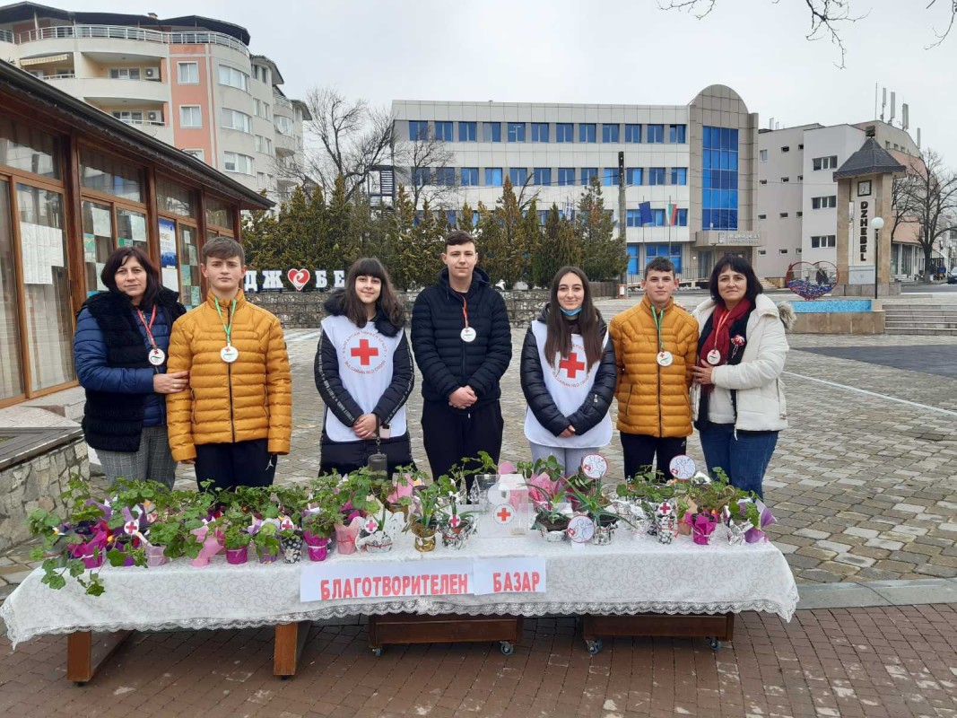 Благотворителна инициатива от БМЧК - „Да имаш голямо сърце не тежи ...