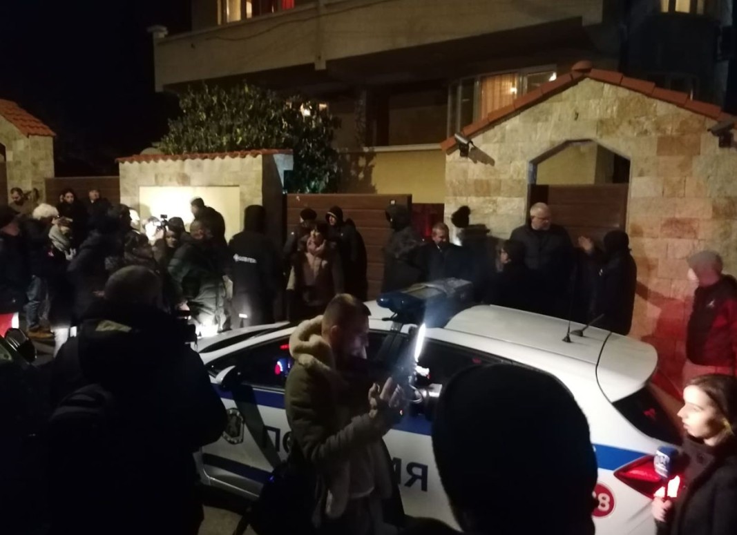  Полицейска интервенция в дома на Бойко Борисов 