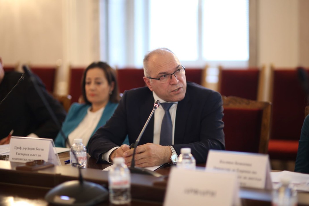 Проф. д-р Борис Богов - главен координатор на Експертния съвет по медицинска специалност „Нефрология“ към министъра на здравеопазването