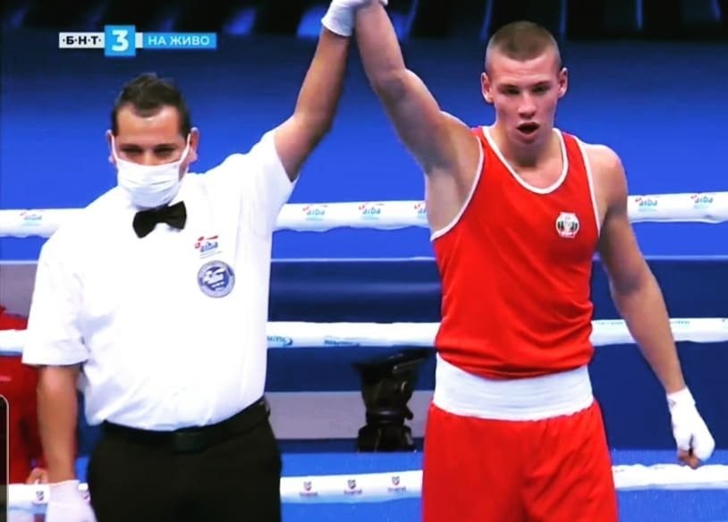 Кристиян Николов започна с победа на световното по бокс - Стадион