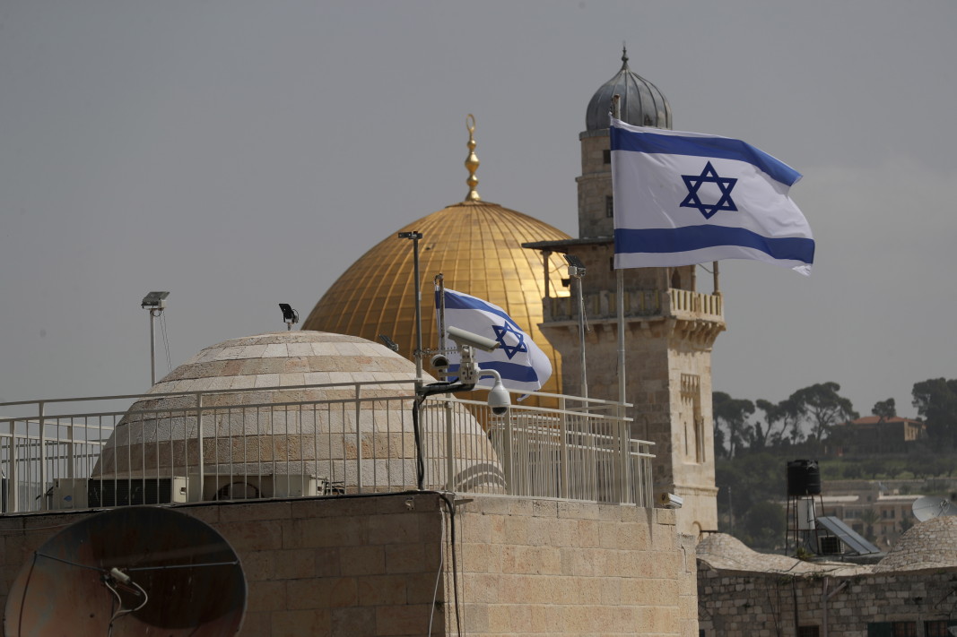 Израел забрани достъпа на немюсюлмани до комплекса Ал-Акса - Свят - БНР  Новини