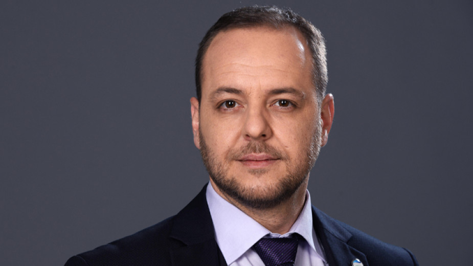 Депутатът от Зелено движение и Демократична България“ Борислав Сандов заяви