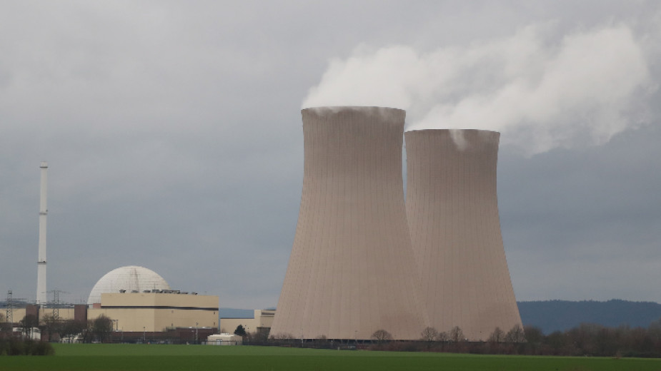 АЕЦ Grohnde в Емертал, Германия, една от трите германски атомни електроцентрали, които бяха изведени от експлоатация в края на 2021 г.