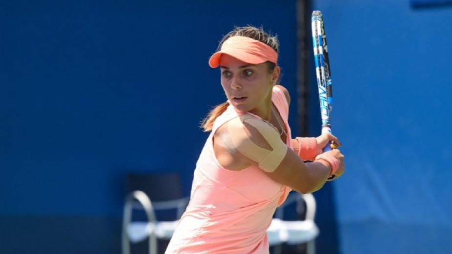 Виктория Томова отпадна в полуфиналите на турнира по тенис на
