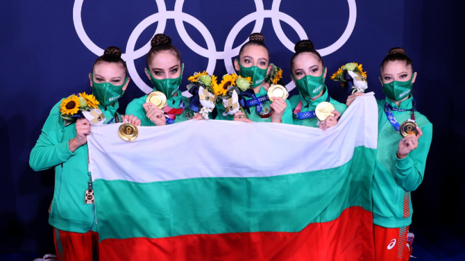 Президентът на Българската федерация по художествена гимнастика Илиана Раева публика