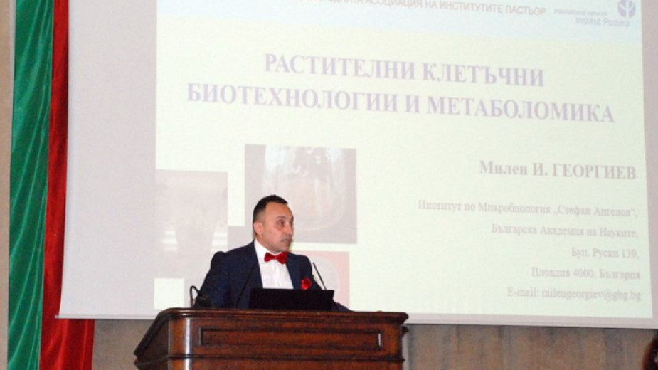 Милен Георгиев е професор в Института по микробиология – БАН.
