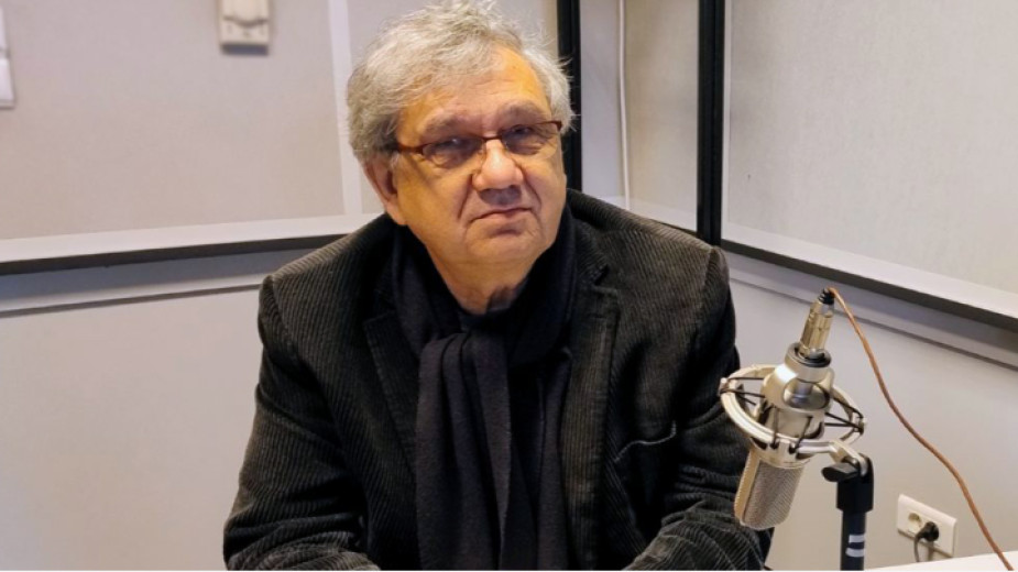 Проф. Ивайло Груев