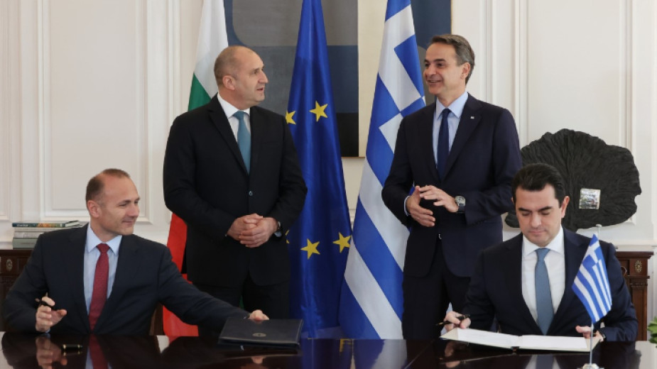 Η Βουλγαρία και η Ελλάδα υπέγραψαν μελέτη για την κατασκευή πετρελαιαγωγού Αλεξανδρούπολη – Μπουργκάς – Du jour
