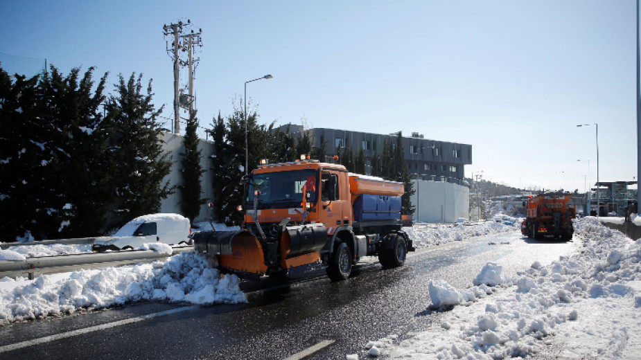 Пуснаха товарните камиони да се движат по магистралата Солун -