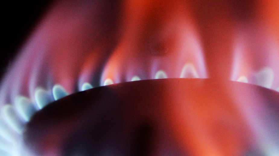 Цените на природния газ в Европа скочиха с 30% днес,
