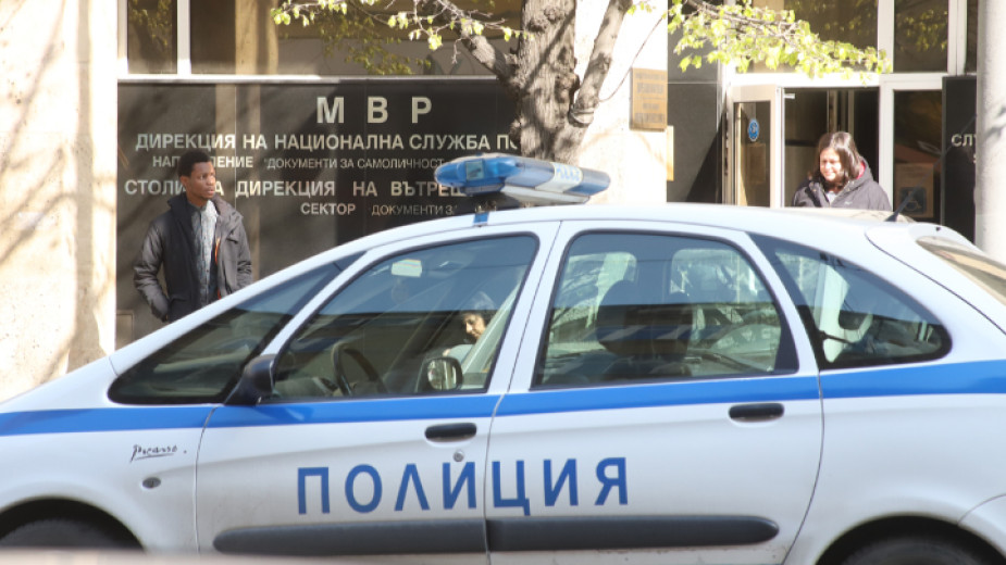 Полицията в София разследва инцидент, при който няколко човека са