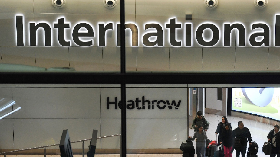 Служителите, които отговарят за сигурността на летище Хийтроу“, обявиха засилване