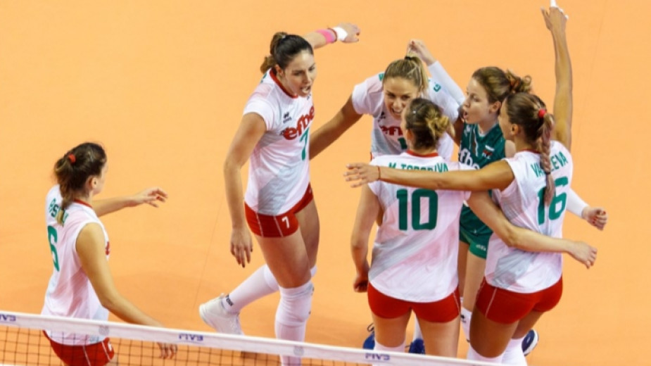 Волейболистките от националния отбор на България записаха трета поредна победа